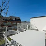 With Parking By Interhome Vakantiehuis *